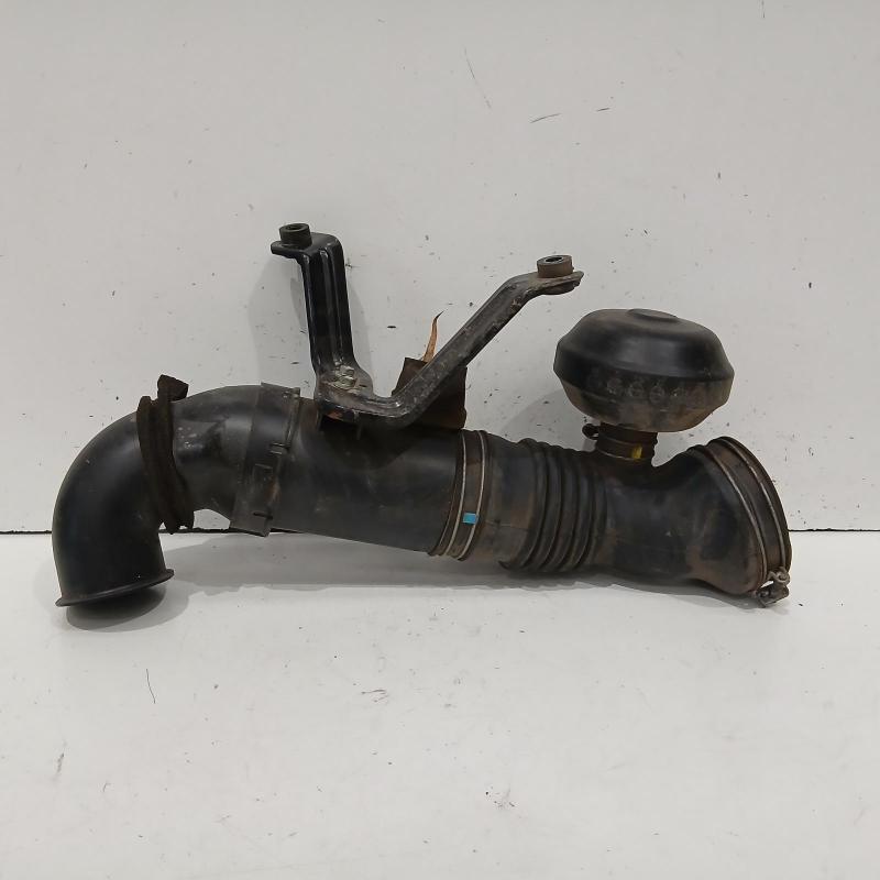 air cleaner duct/hose
