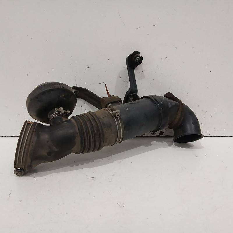 air cleaner duct/hose