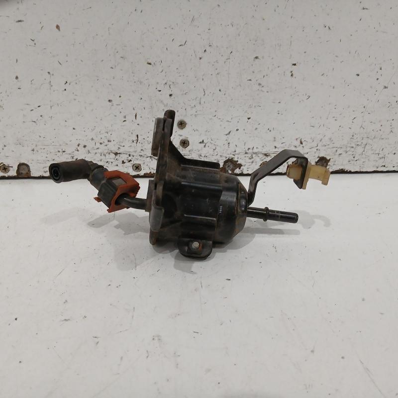 fuel filter housing