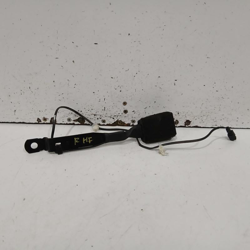 seat belt stalk