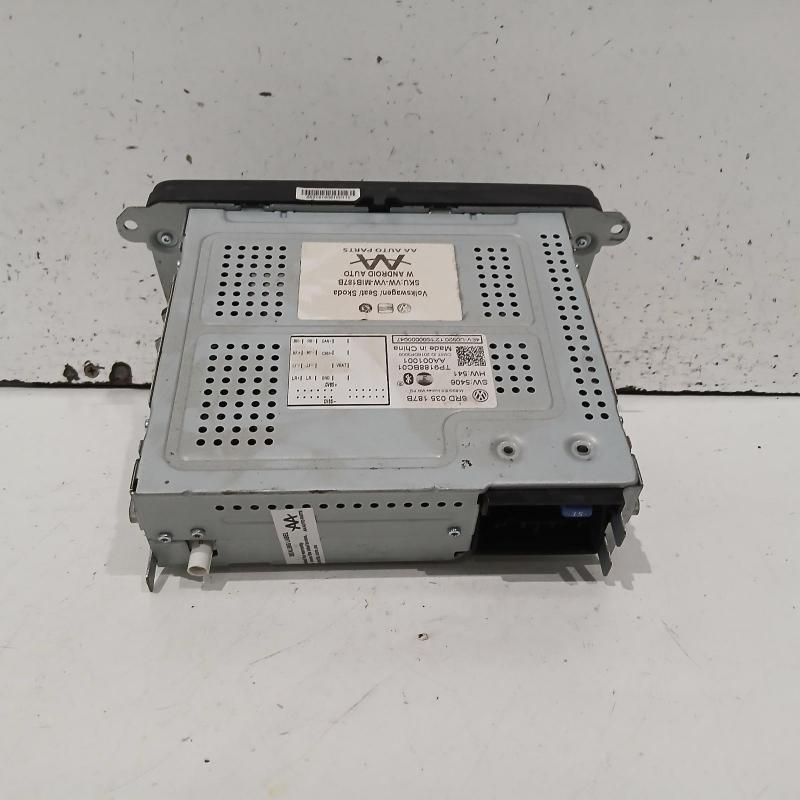 stereo/head unit