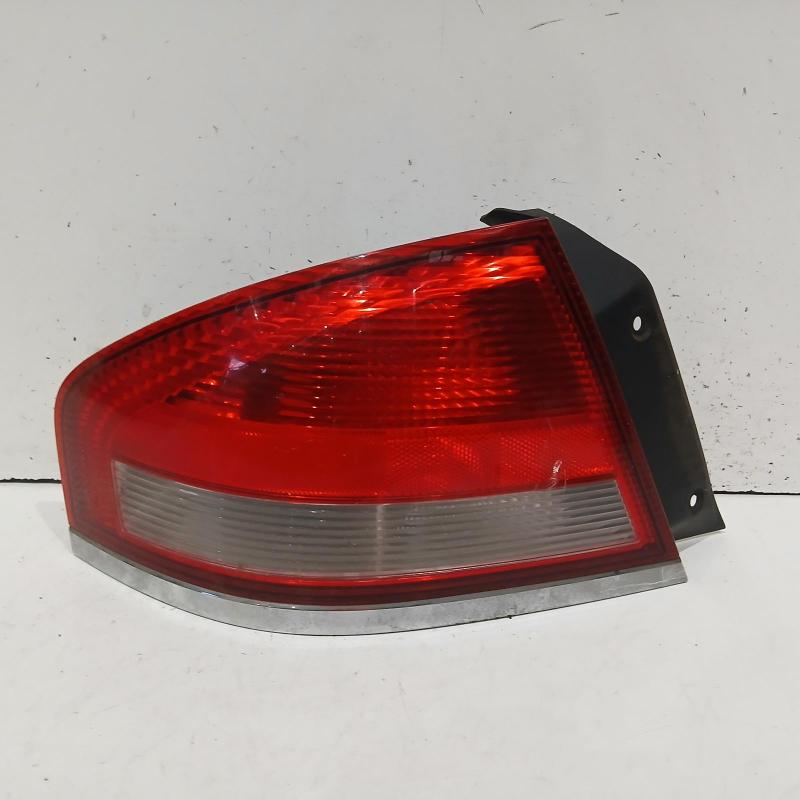 taillight left