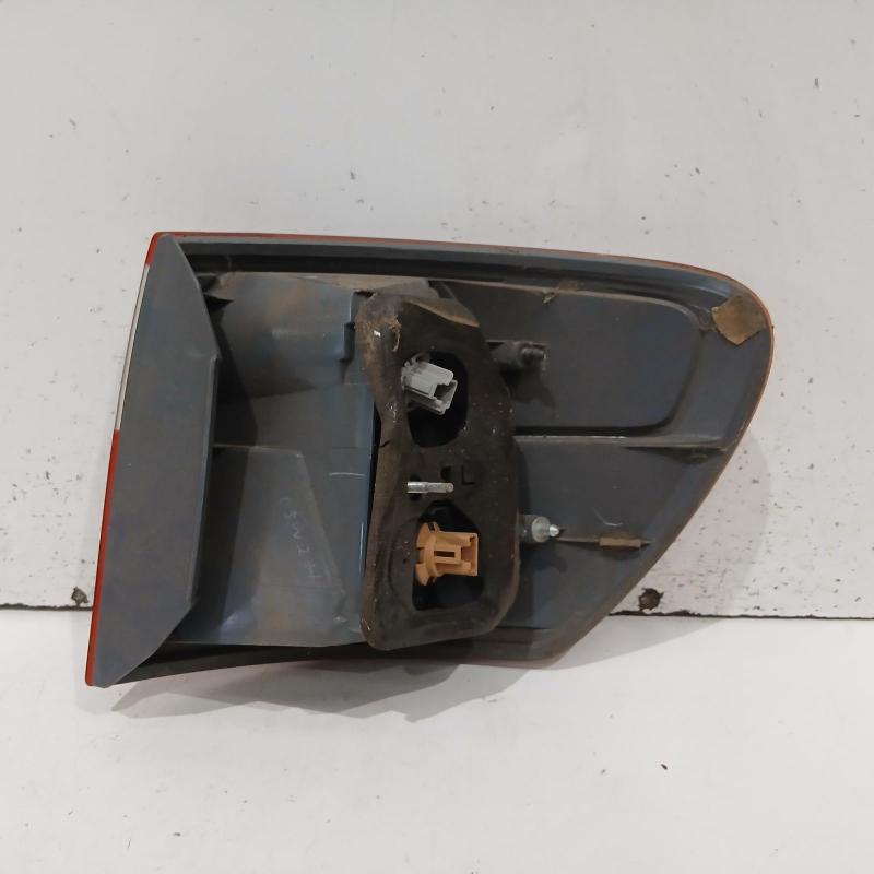taillight left