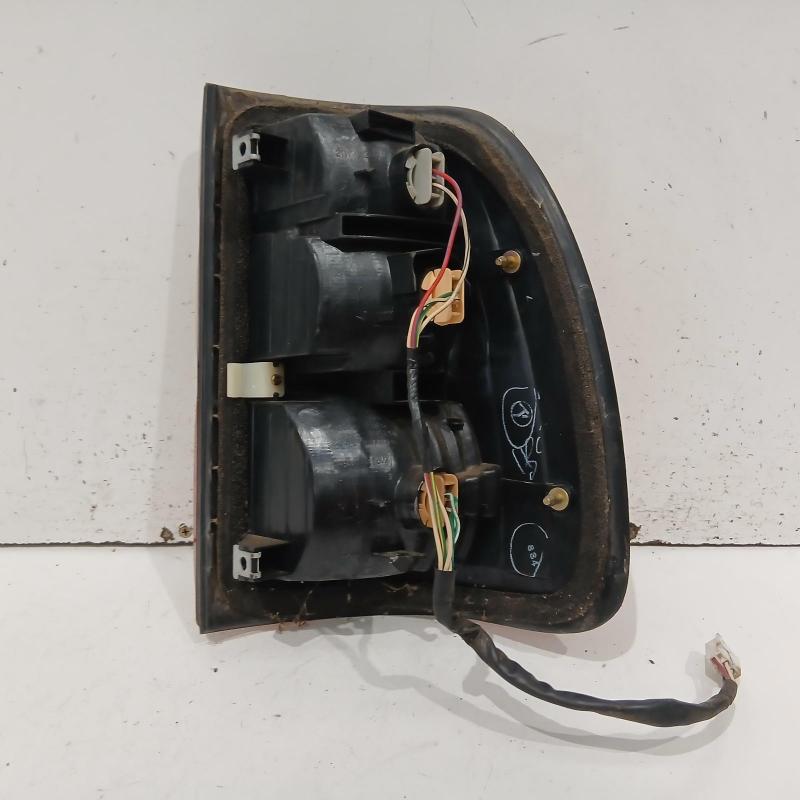 taillight left