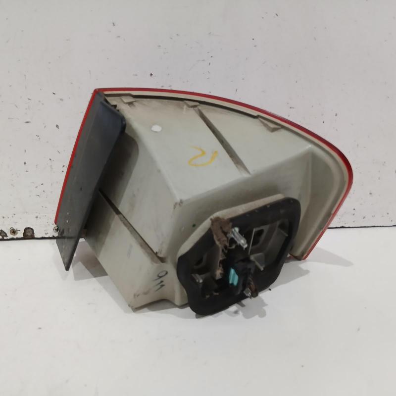 taillight left