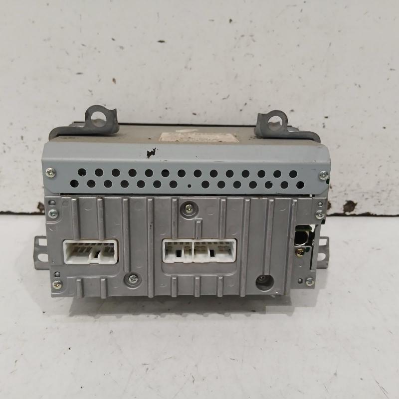 stereo/head unit