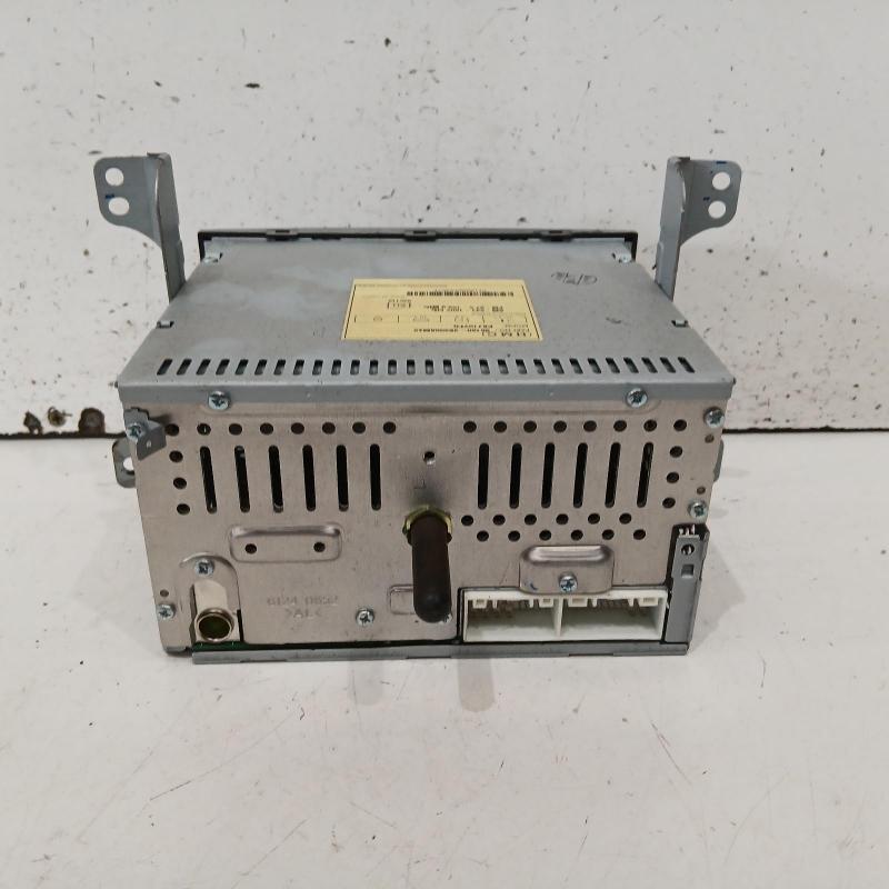 stereo/head unit