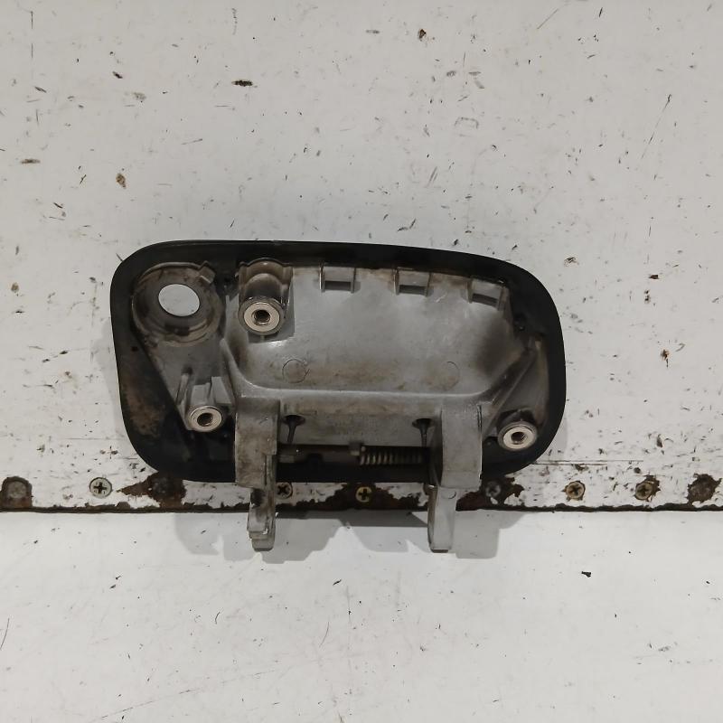 tailgate handle