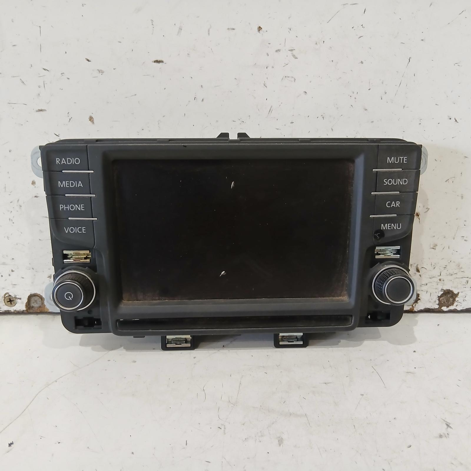 Polo Stereo/head Unit 2010-2017 display unit,6.5in composition media,non sat nav type,6r,05/10-09/17 00019356 #700913