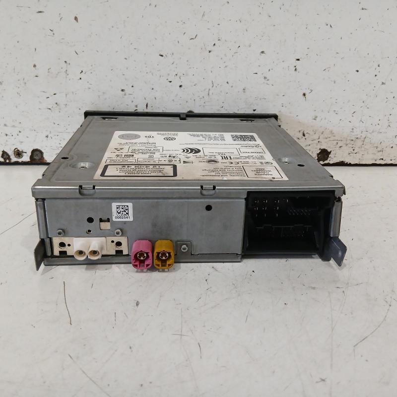 stereo/head unit