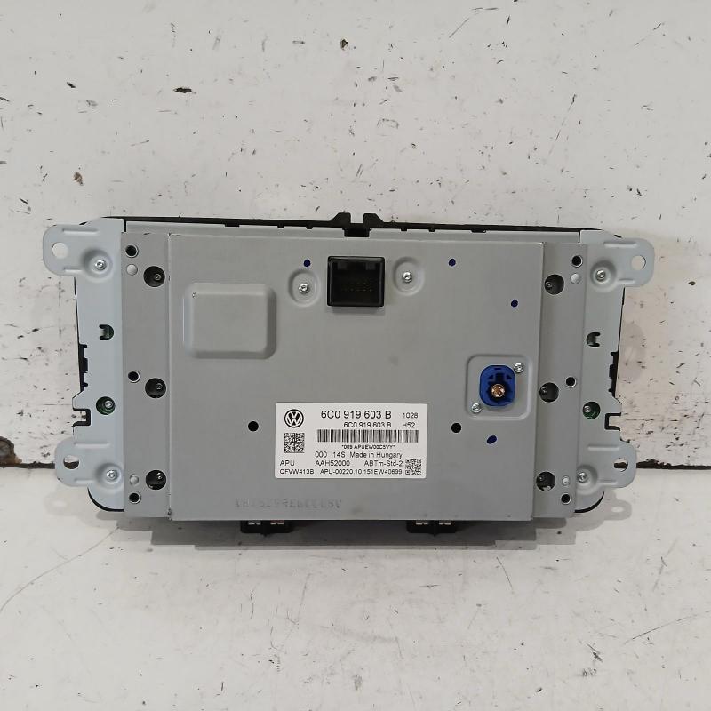 stereo/head unit