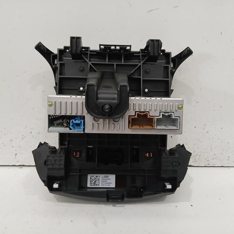 stereo/head unit