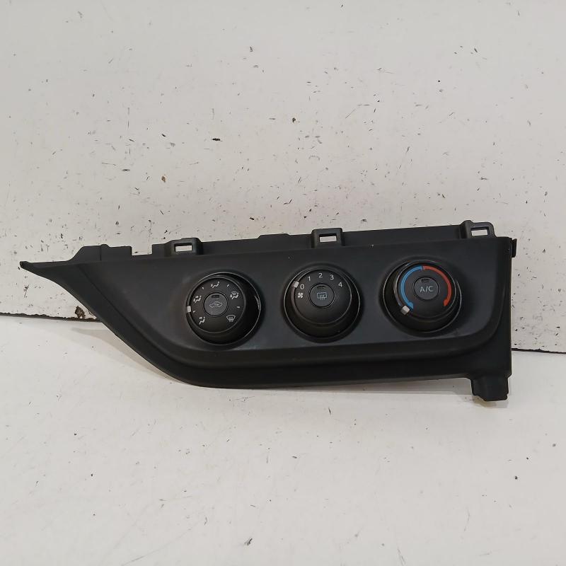 heater/aircon controls