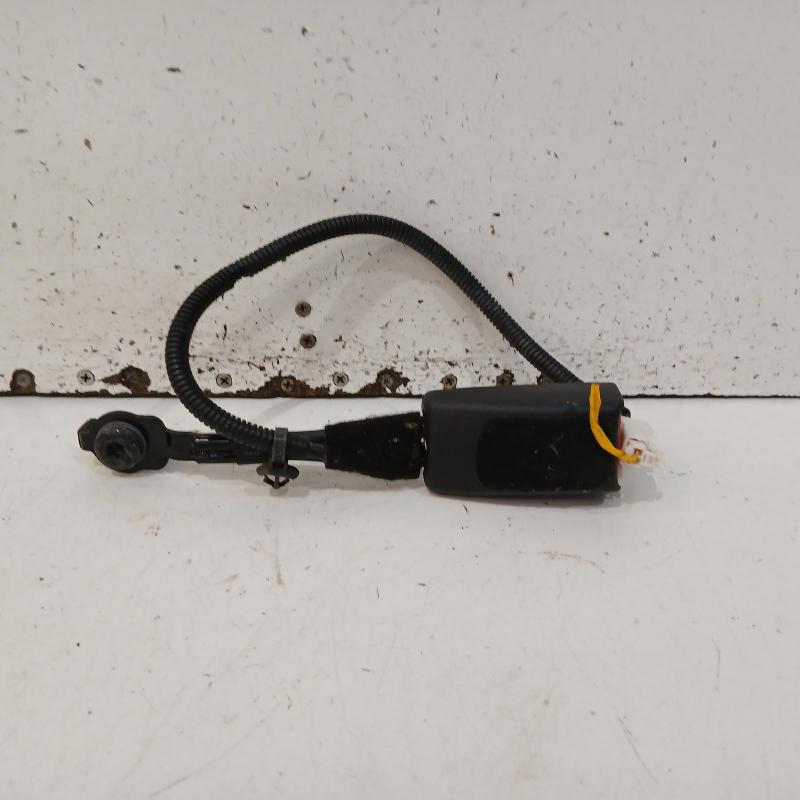 seat belt stalk