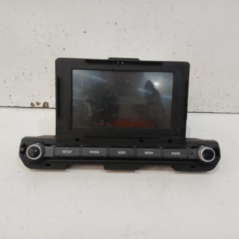stereo/head unit