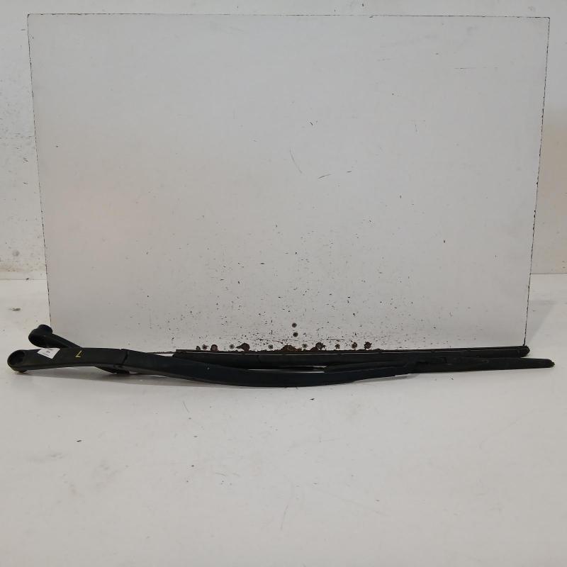 wiper arm