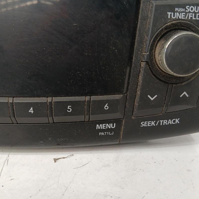 stereo/head unit