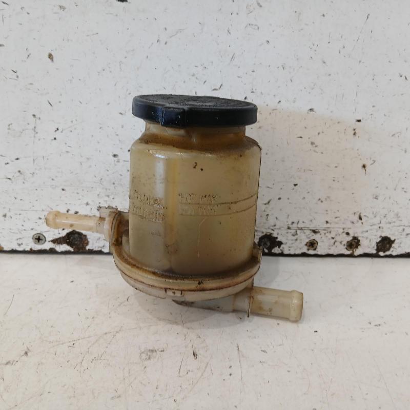 power steering reservoir