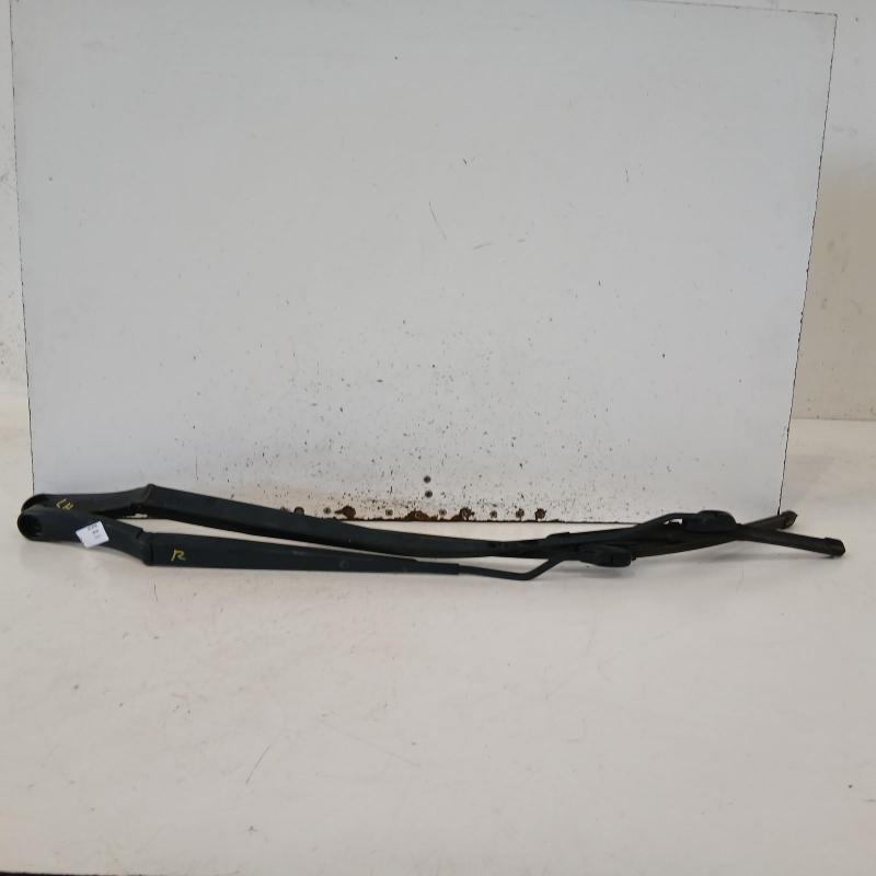 wiper arm