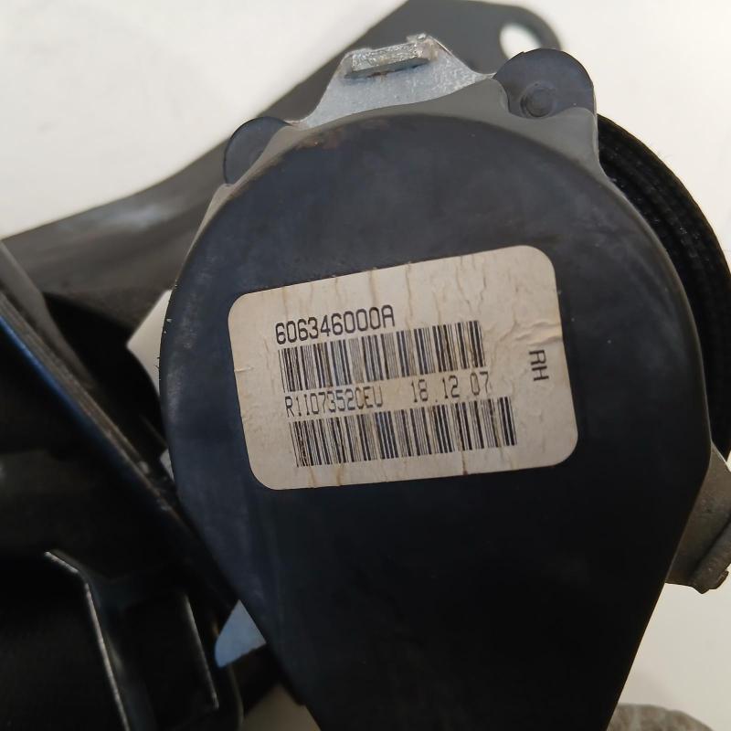 seat belt stalk