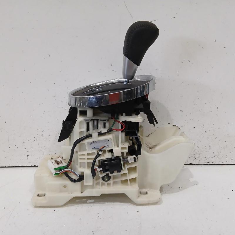 gear stick/shifter
