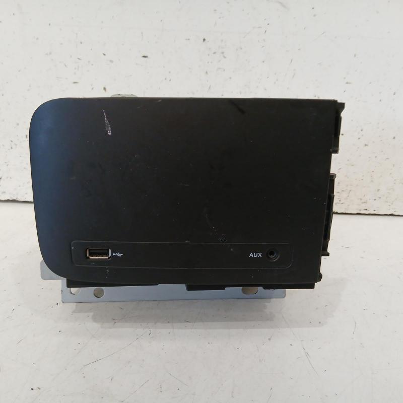 stereo/head unit