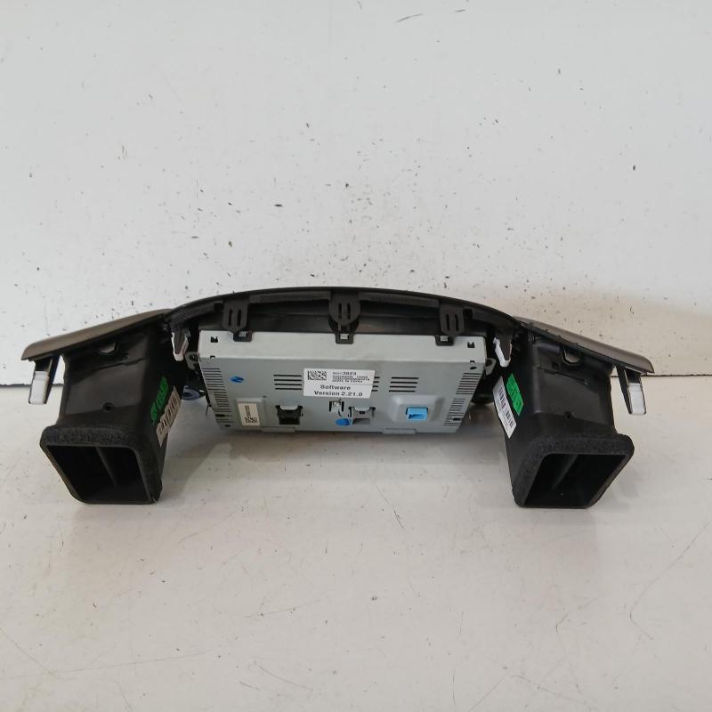 stereo/head unit