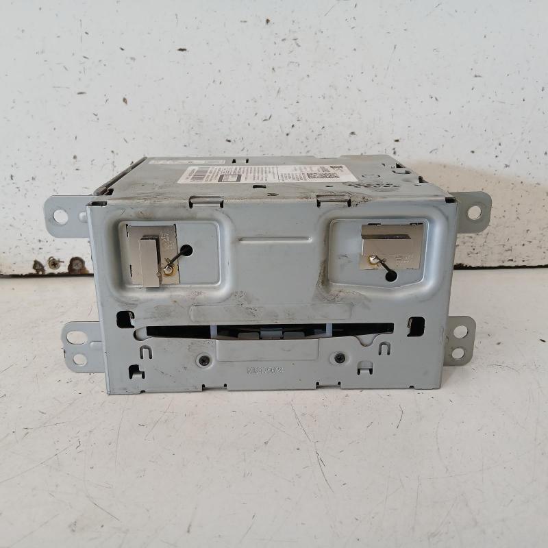 stereo/head unit