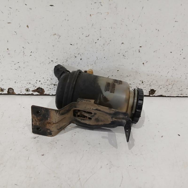 power steering reservoir