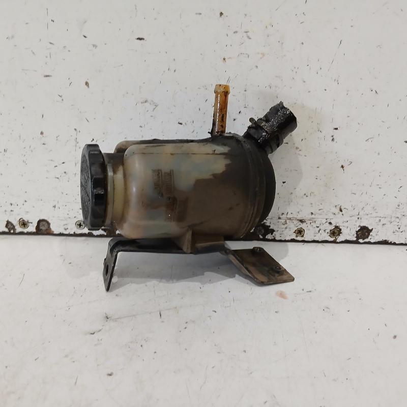 power steering reservoir