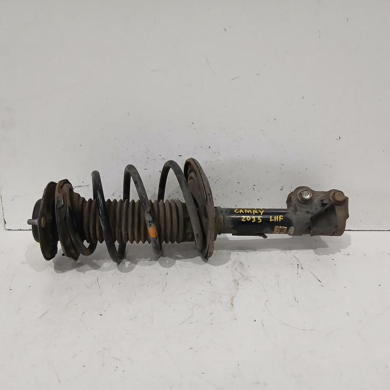 strut front left
