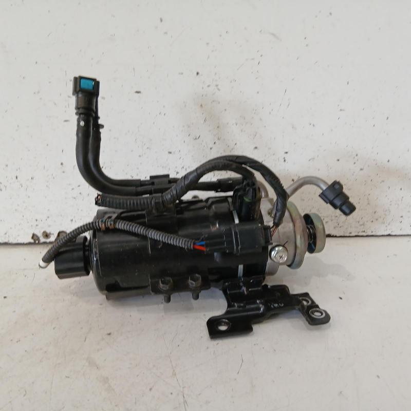 fuel filter housing