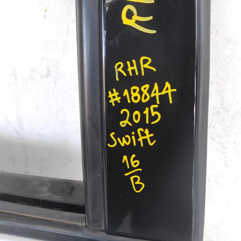 door/sliding rear right