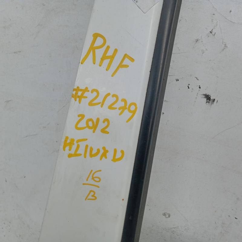 door front right