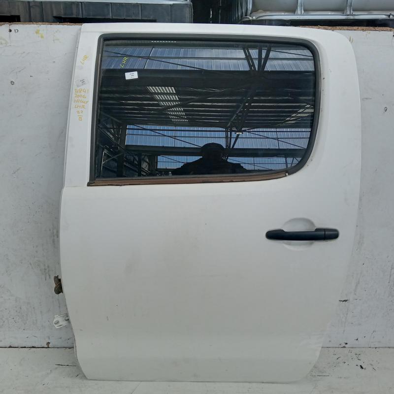 door/sliding rear left