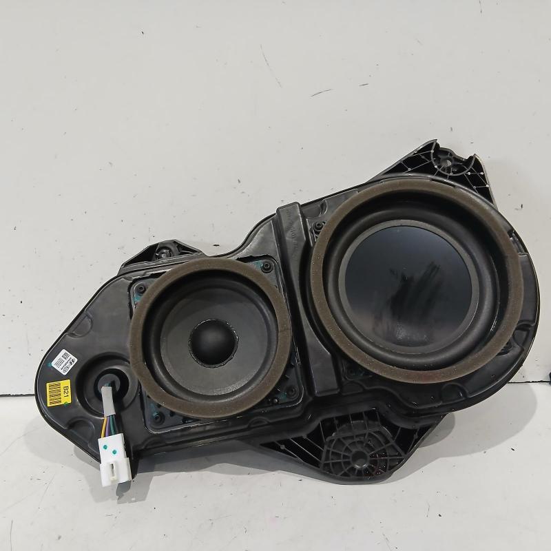 speakers