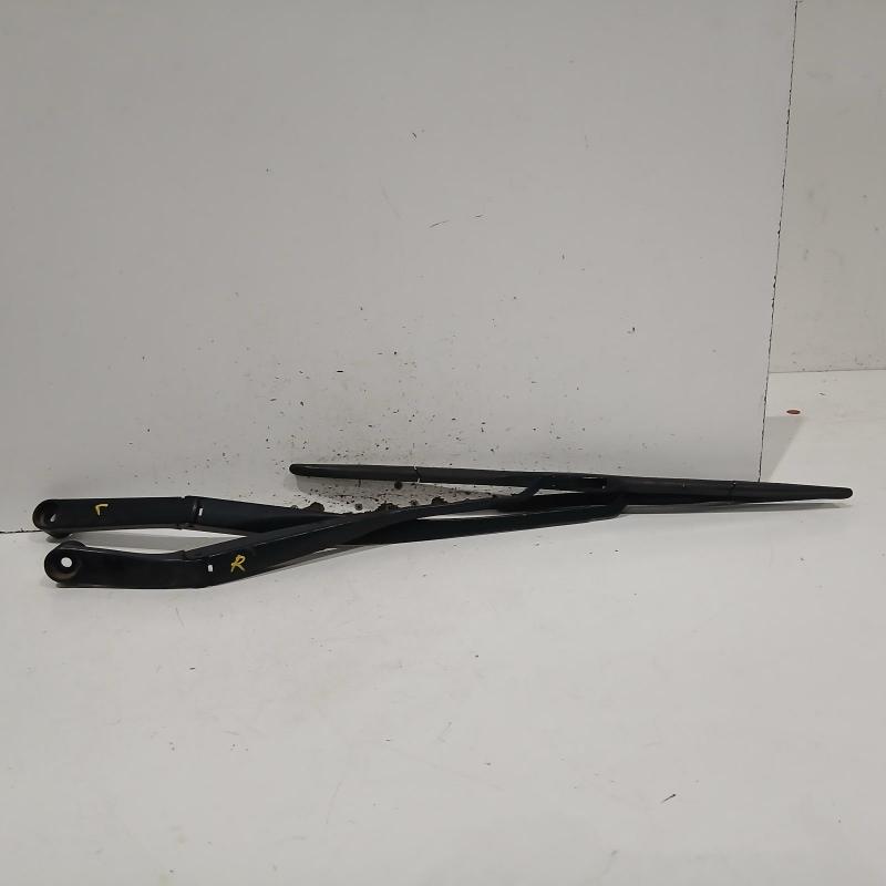 wiper arm