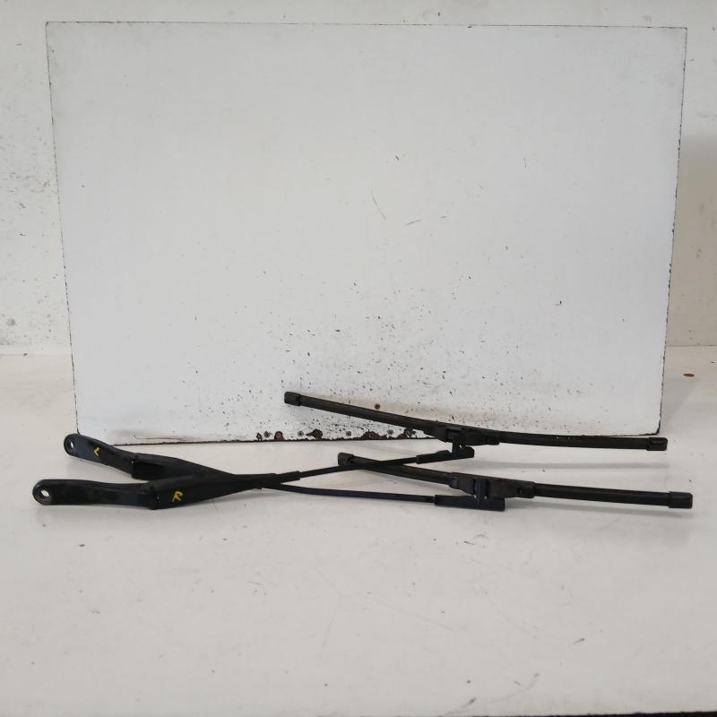 wiper arm