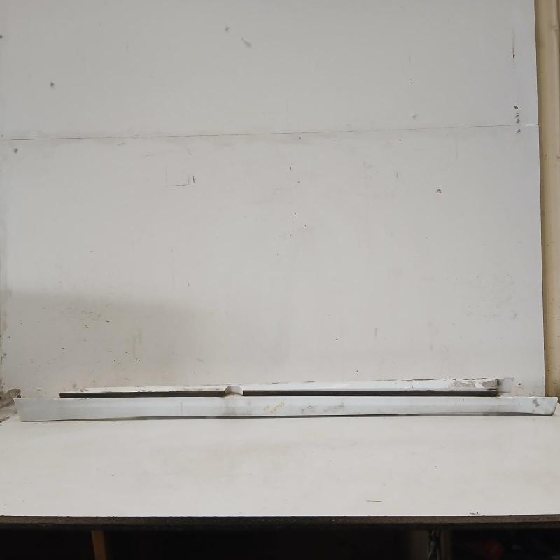 side step skirt