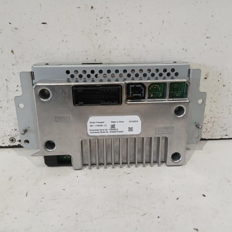 stereo/head unit