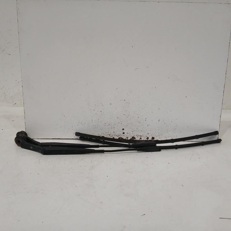wiper arm
