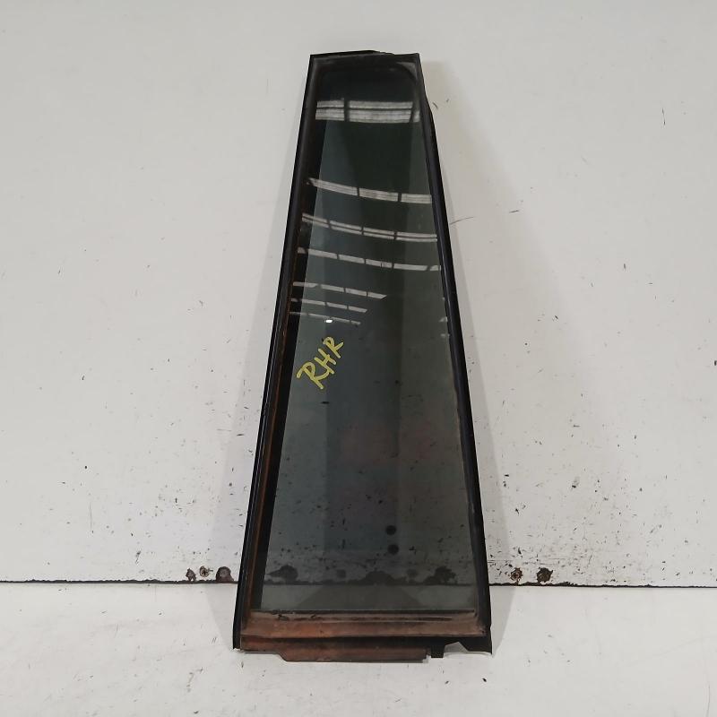 quarter door glass rear right