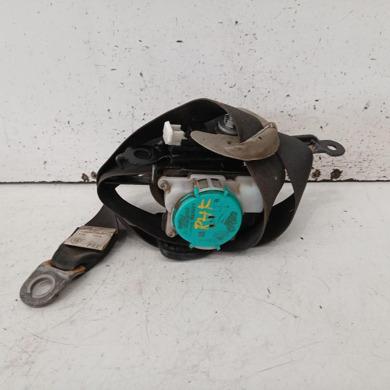 seat belt stalk