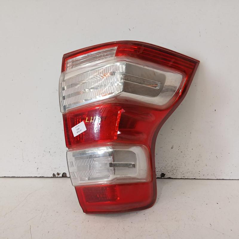 taillight left