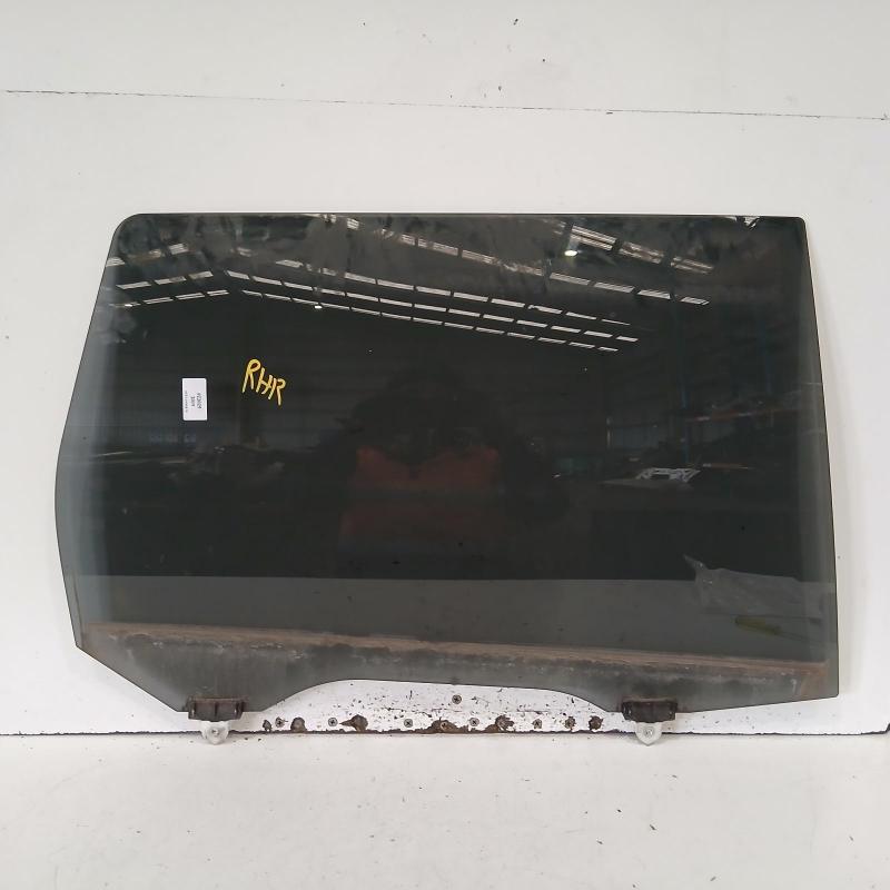 door window rear right