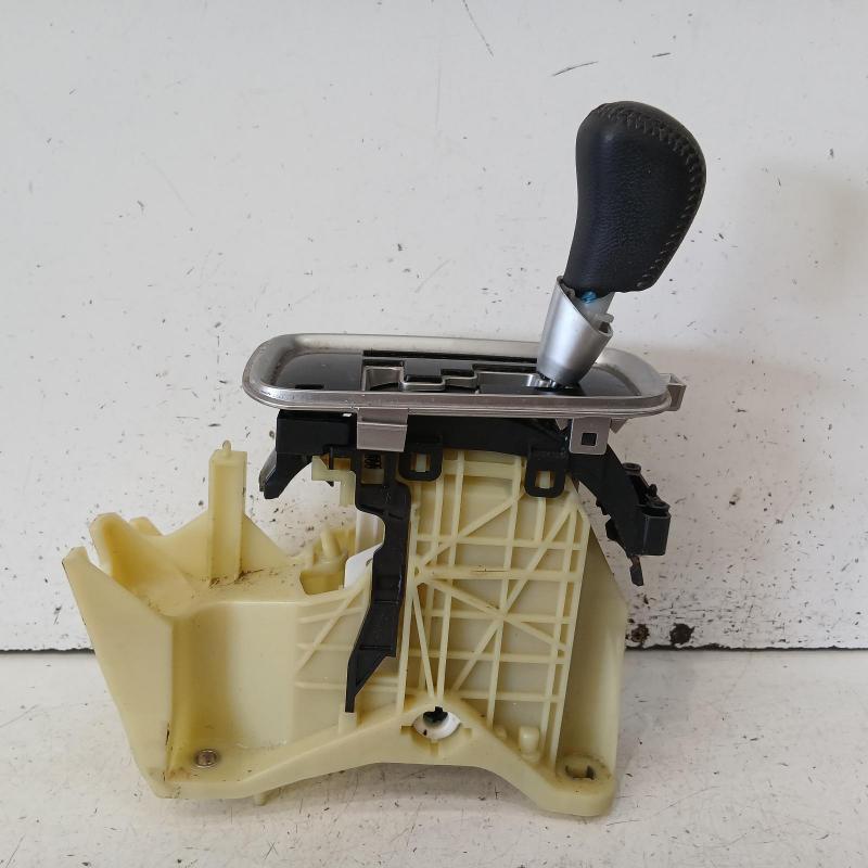 gear stick/shifter