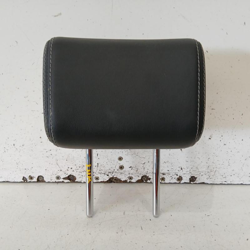headrest