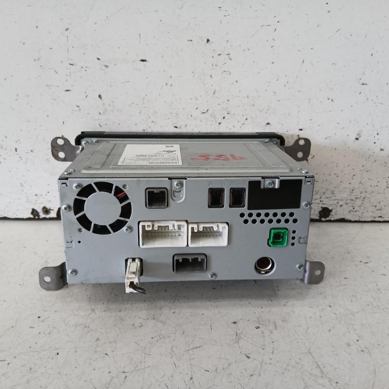 stereo/head unit