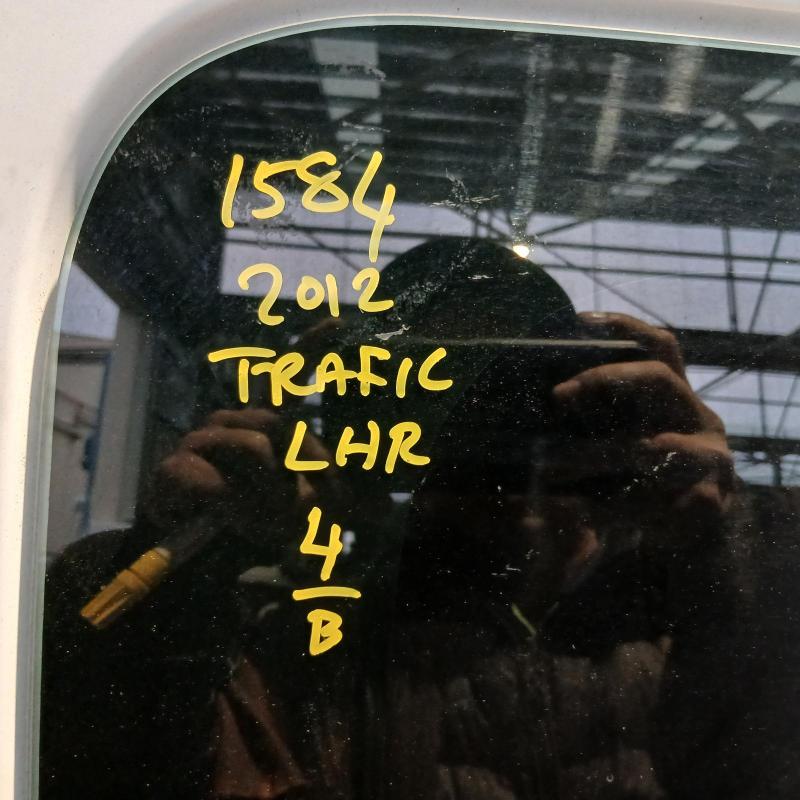 door/sliding rear left