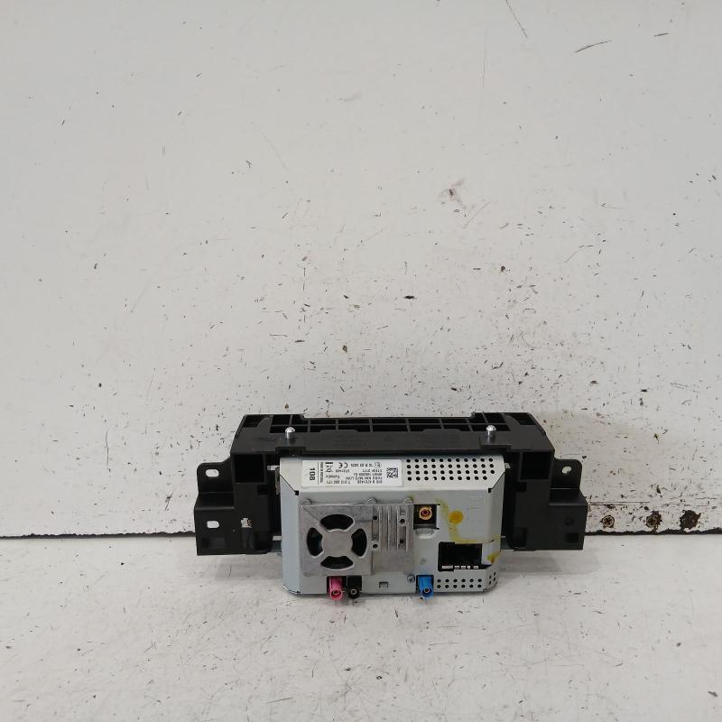 stereo/head unit